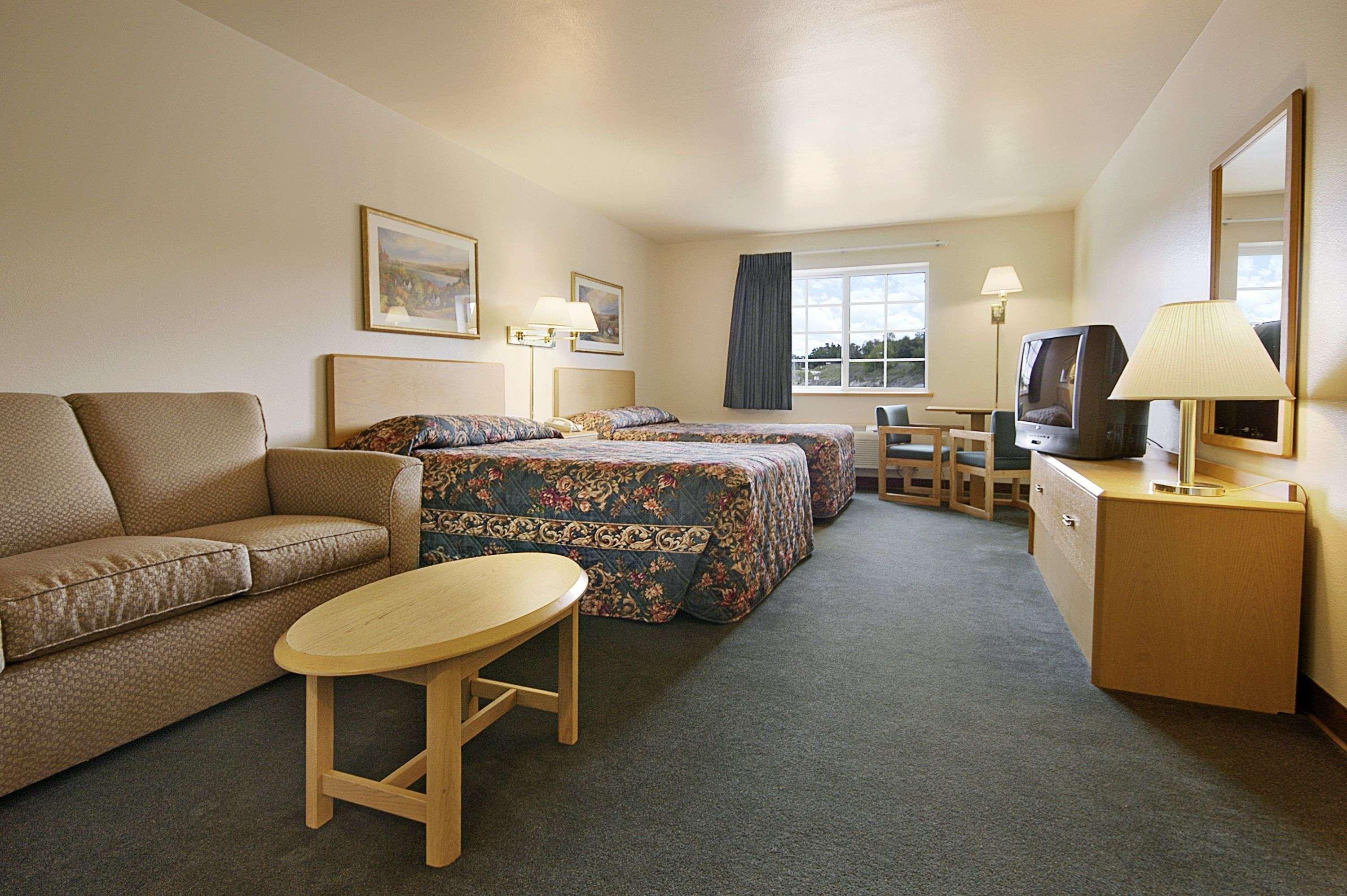 Motel Super 8 By Wyndham Ava Esterno foto
