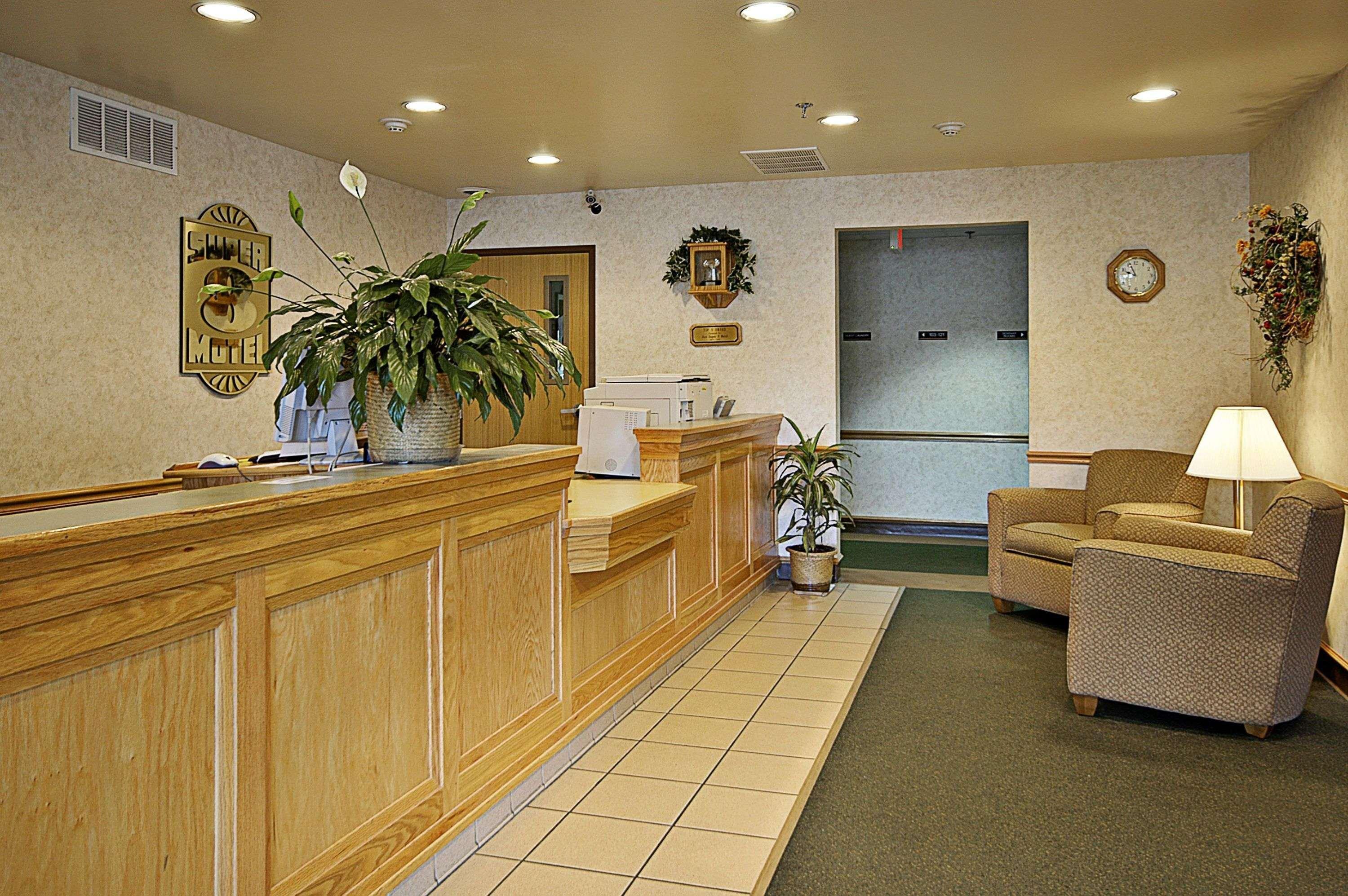 Motel Super 8 By Wyndham Ava Esterno foto