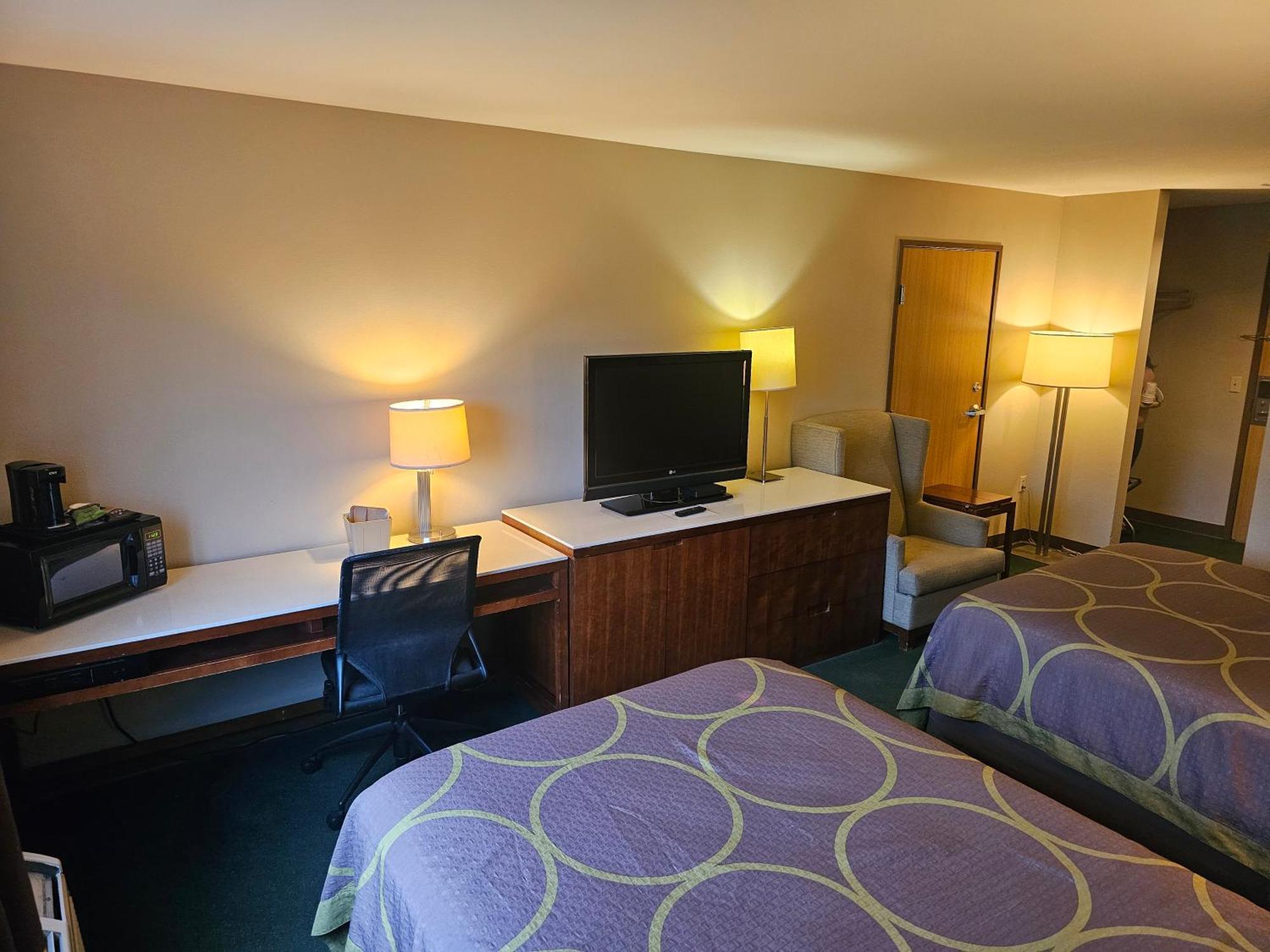 Motel Super 8 By Wyndham Ava Esterno foto