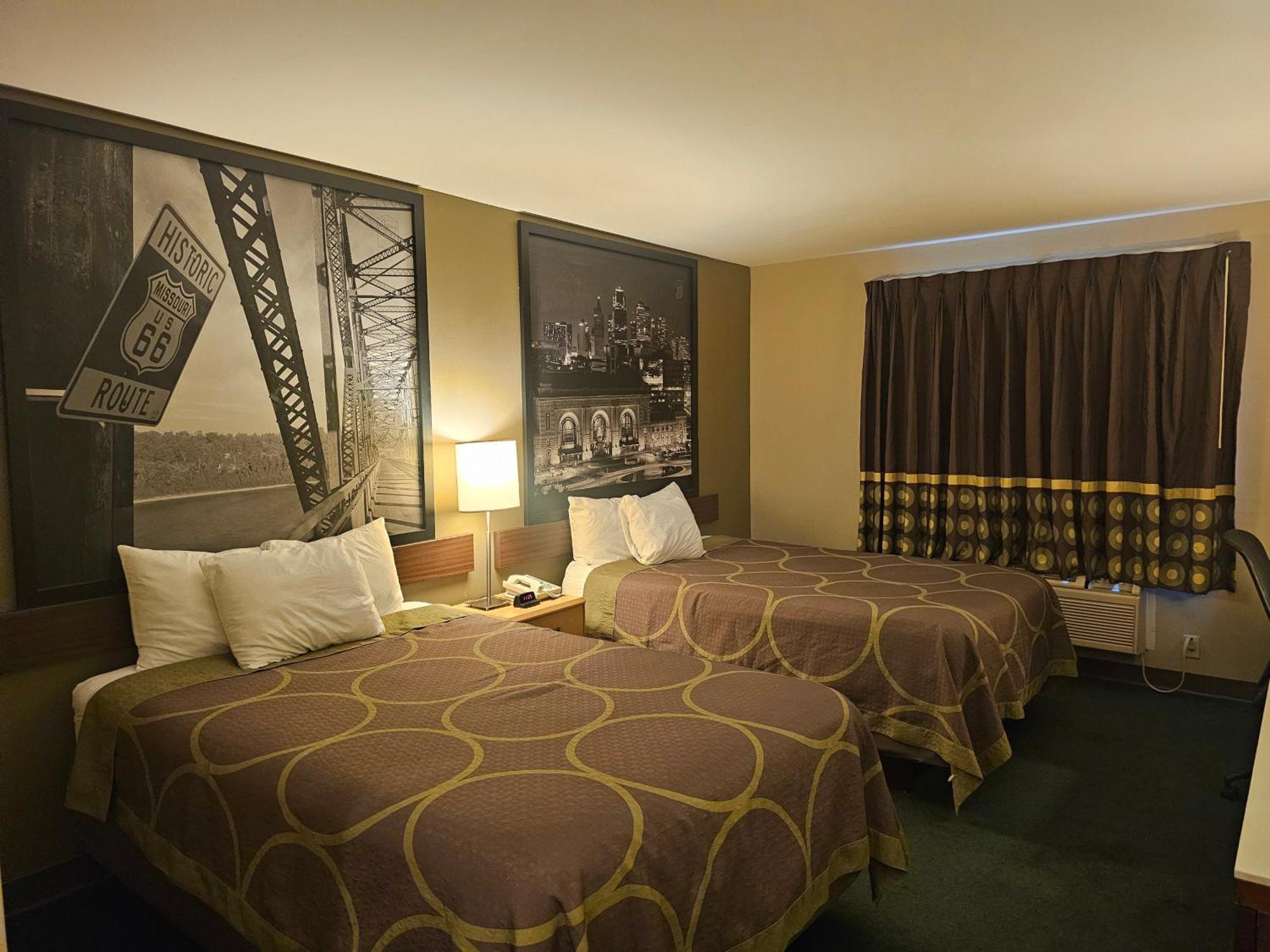 Motel Super 8 By Wyndham Ava Esterno foto